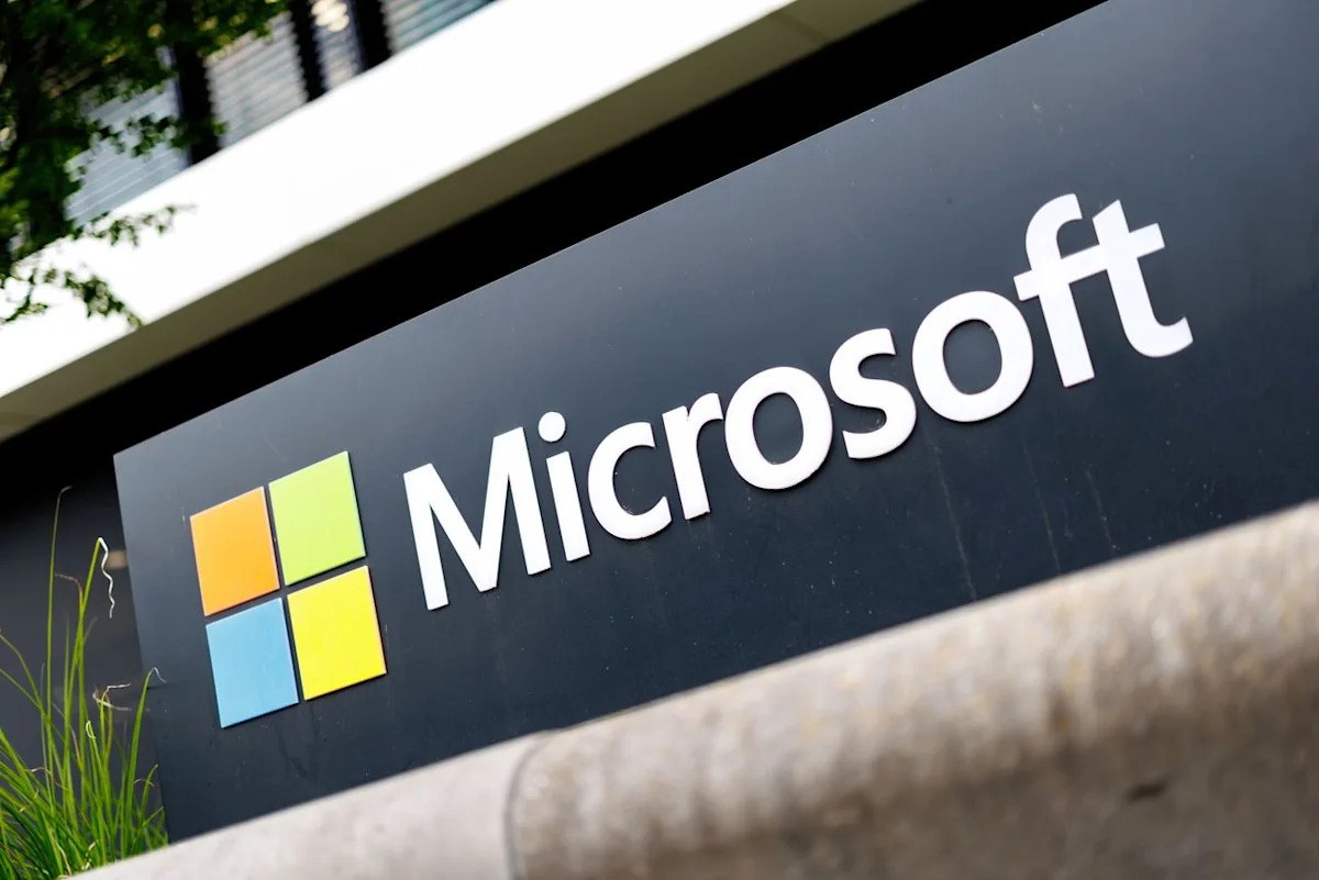Microsoft Puts $10 Billion Behind Middle East AI