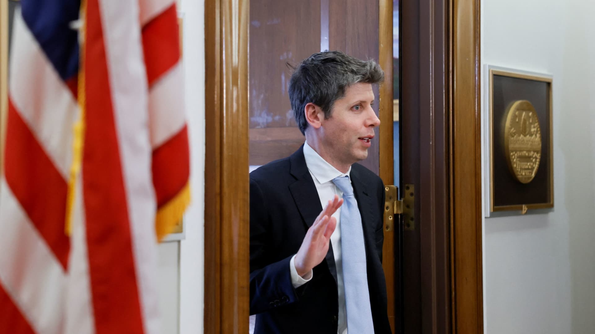 Trump Confirms Talks With OpenAI on Government Equity Stake