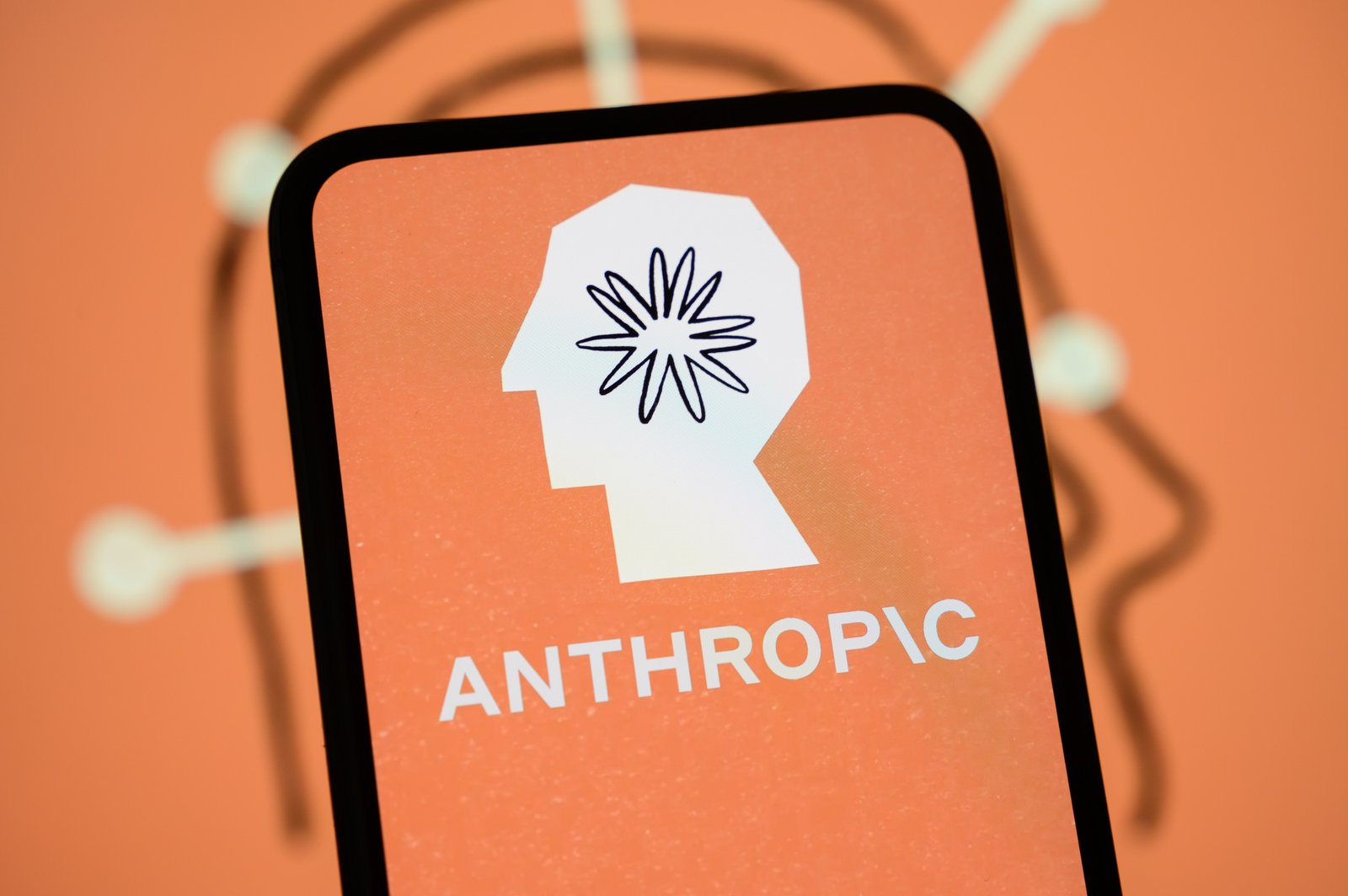 Anthropic’s Revenue Tops OpenAI’s as the AI Rivalry Tilts