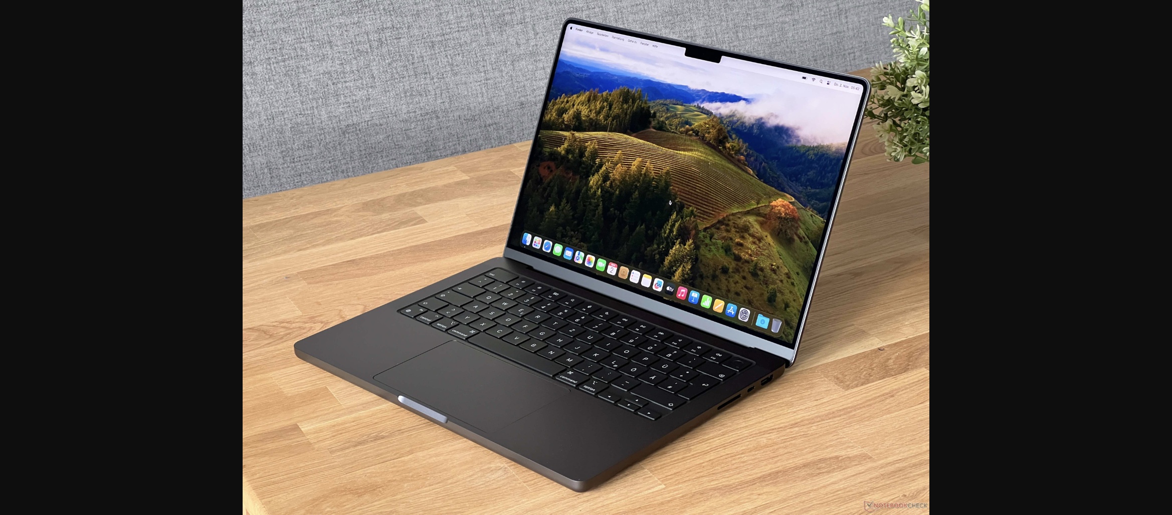 Apple’s $599 MacBook Neo Forces the PC Industry to Answer
