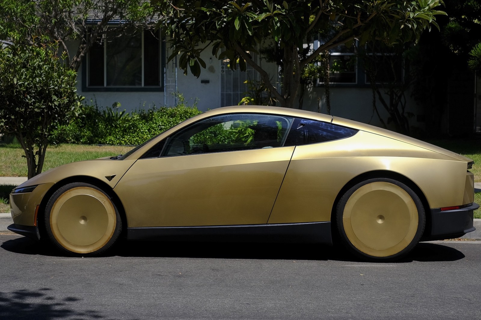 A Day After Tesla’s Cybercab Hits the Streets, a Federal Probe Begins