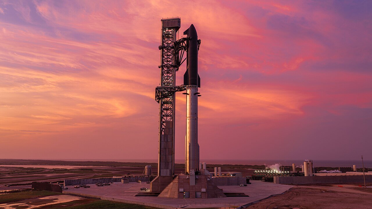 SpaceX Notches 600th Booster Reuse as Its Stock Faces Three Headwinds