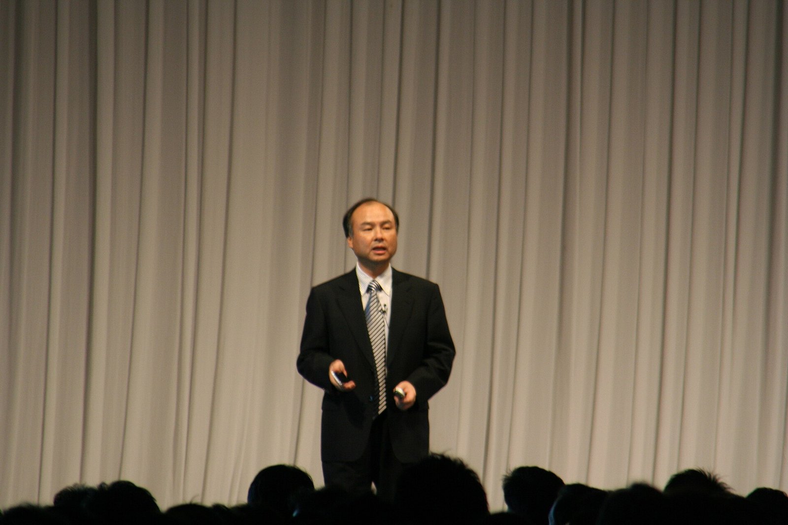 SoftBank Closes Its $3.1 Billion Takeover of DigitalBridge