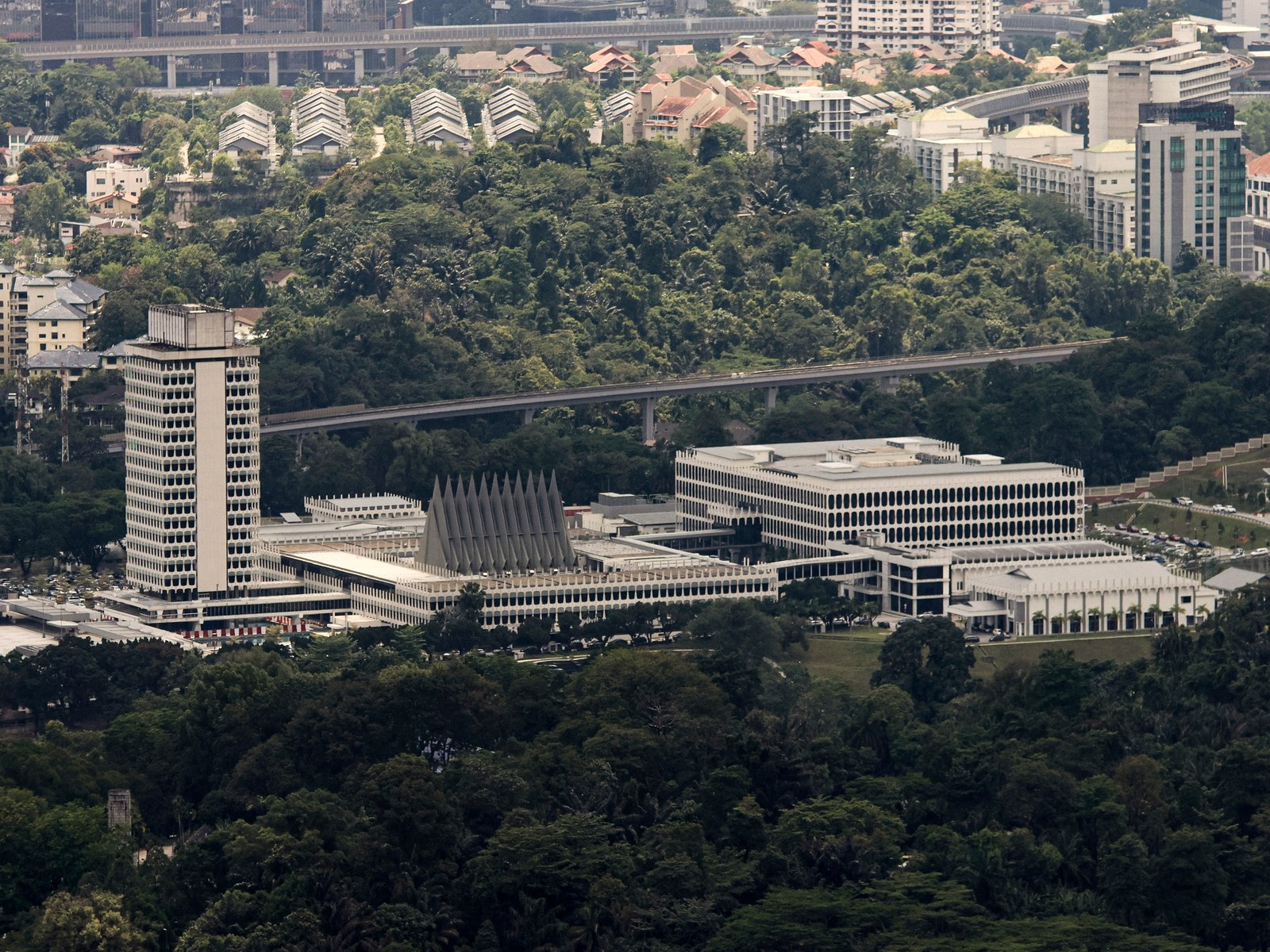 Malaysia Pushes Its First AI Law Toward 2027