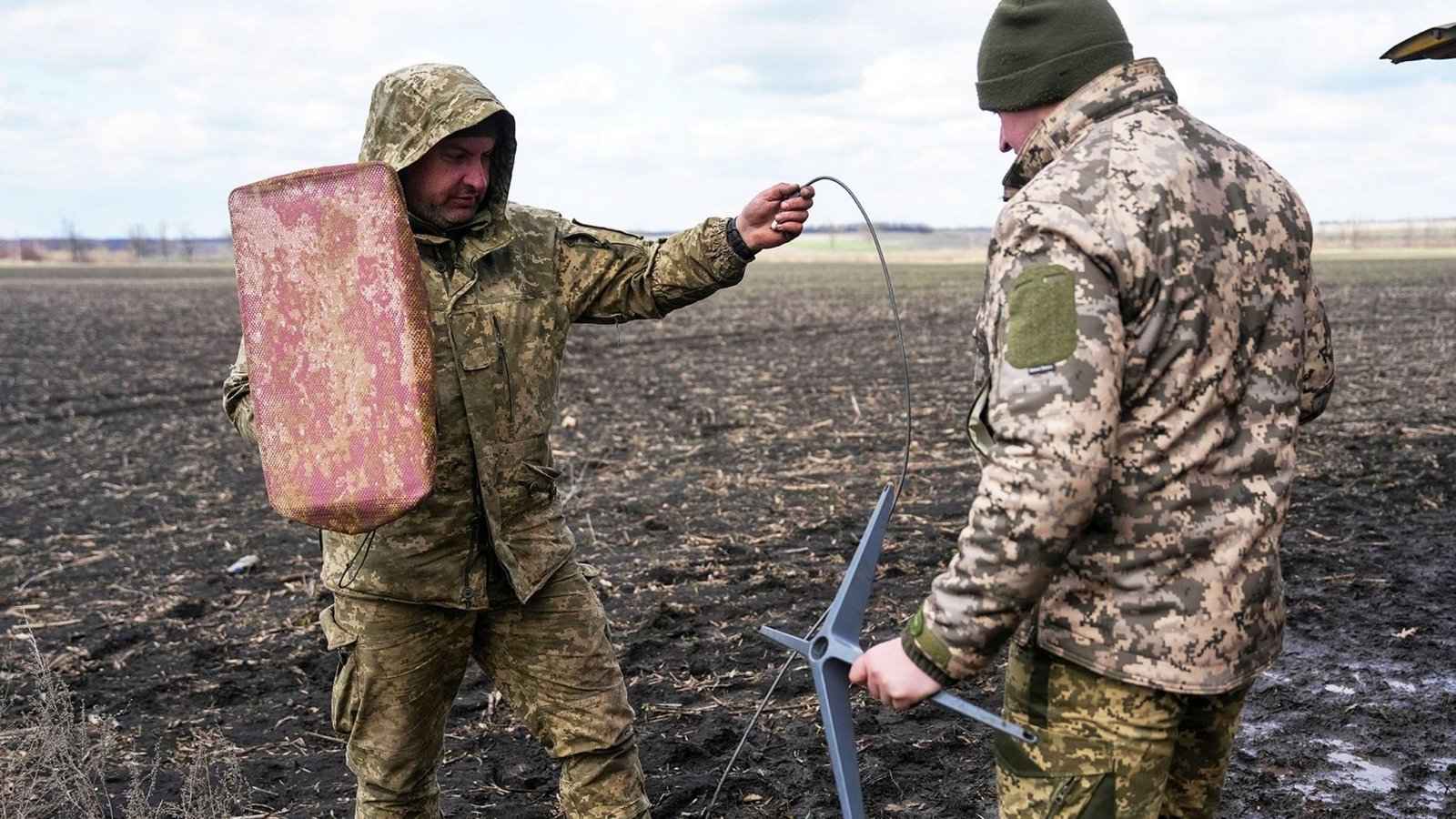 A Speed Limit Reaches Ukraine’s Drones in Mid-Flight