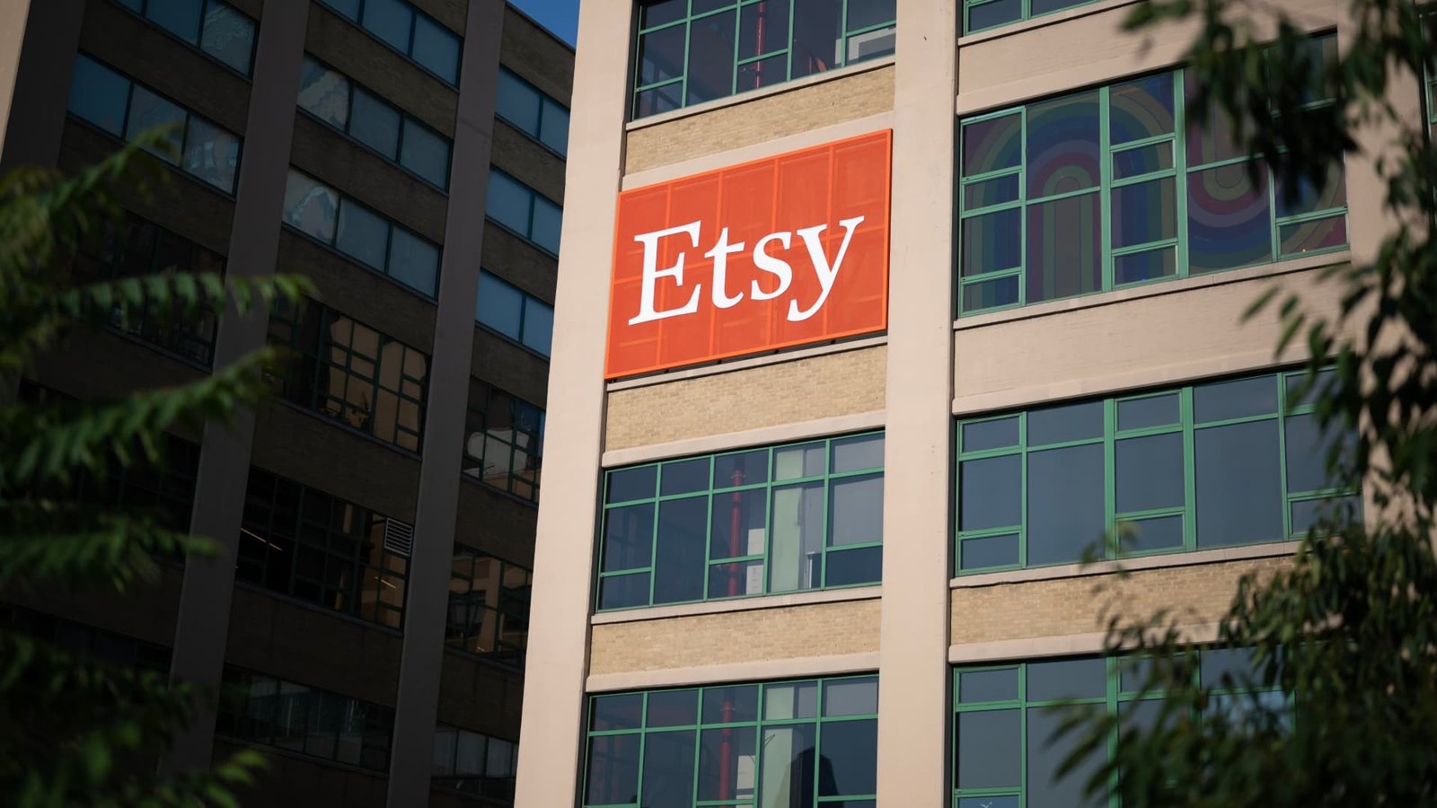 Etsy Moves Against AI-Generated Recipes and Patterns